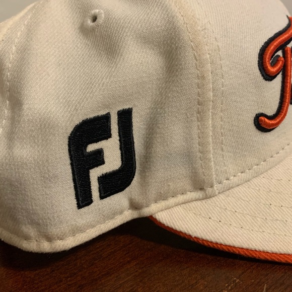 Titleist New Era Embroidered Fitted Hat Sz 7 3/8 - Picture 3 of 6